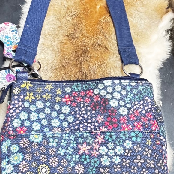 Sakroots crossbody purse - Picture 1 of 5